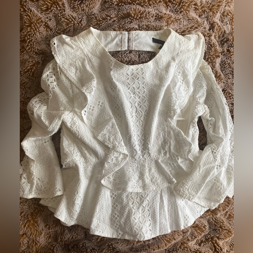 Like new BCBGMaxAzria white eyelet peplum blouse